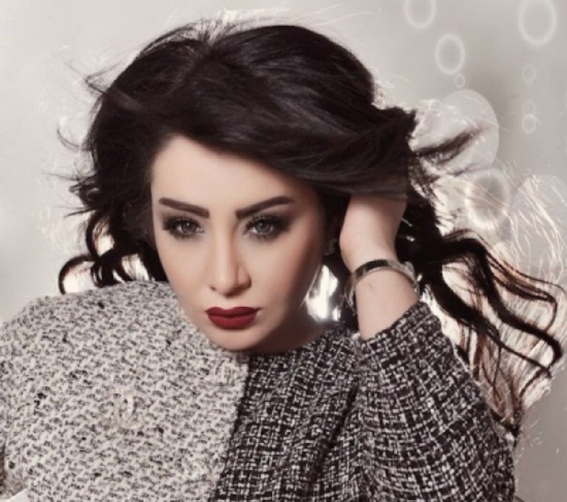 بالصورة: الظهور الأول لشيماء علي وزوجها بعد الزواج احتفالاً بعيد زواجها الأول